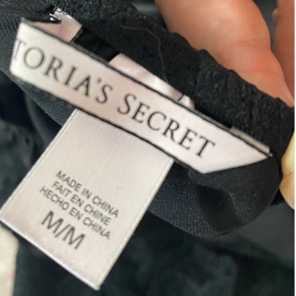 Sexy Black Victoria Secret Black Lace Chemise - Picture 7 of 10